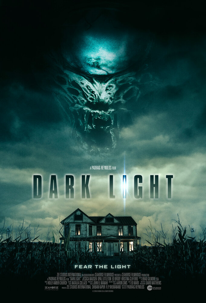 Тёмный свет (2019) постер